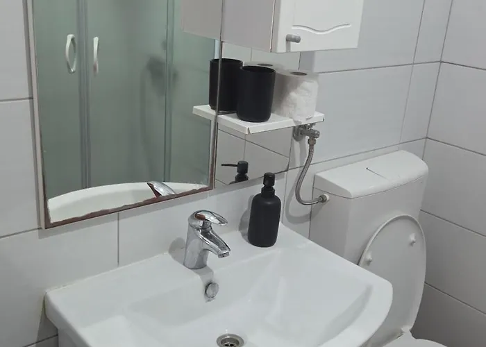 Metkovic-stan Na Dan * Metković